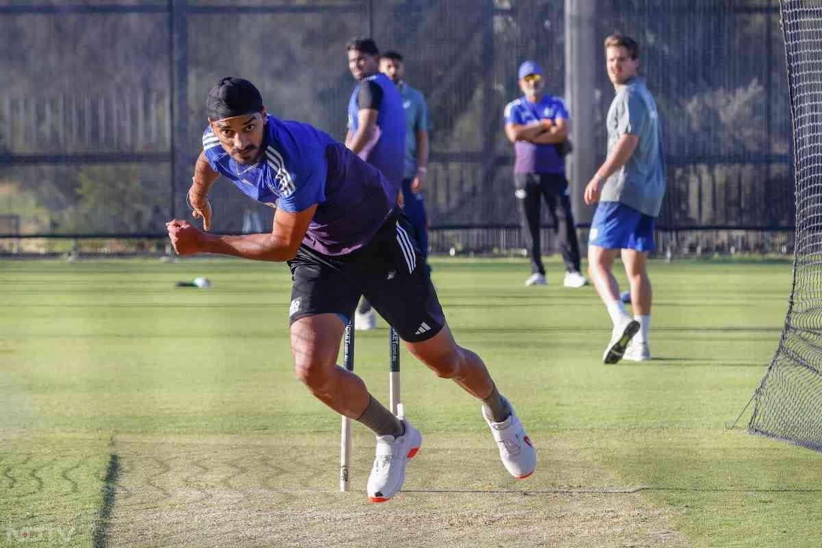 बुमराह वनडे सीरीज के लिए टीम का हिस्सा नहीं है, ऐसे में देखना दिलचस्प होगा कि अर्शदीप को मौका मिलता है तो वो कैसा प्रदर्शन करते हैं. (फोटो क्रेडिट :X@BCCI)