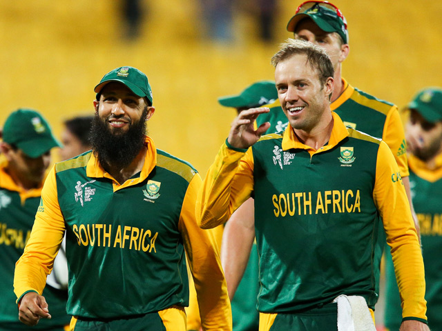 AB de Villiers Carries South Africa to Quarters