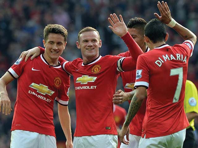 Manchester United F.C. Thrash QPR in First EPL Win of Season