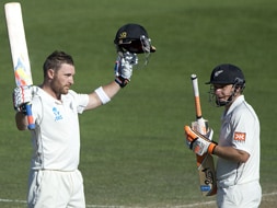 Wellington Test: Brendon McCullum frustrates India on Day 3