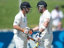 McCullum-Watling world-record stand grinds India on Day 4 of Wellington Test
