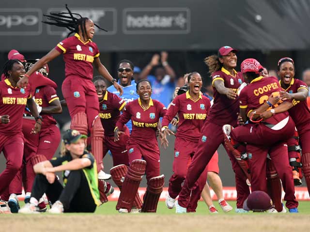 टी20 वर्ल्ड कप: जीत के बाद वेस्ट इंडीज की महिला खिलाड़ियों ने ऐसे मनाया जश्न
