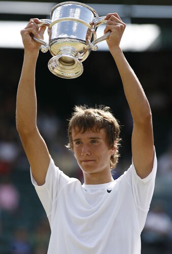 Roger Federer wins Wimbledon, 15th major Roger Federer wins Wimbledon, 15th major