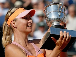 French Open: Maria Sharapova Survives Simona Halep to Win 5th Grand Slam Title