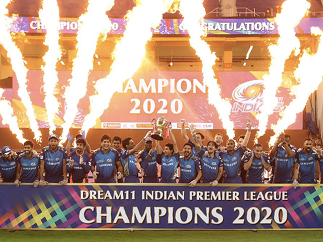 Yearender 2020: आईपीएल का खिताब  इस बार रहा मुंबई के नाम, डालें एक नजर अहम आंकड़ों पर...