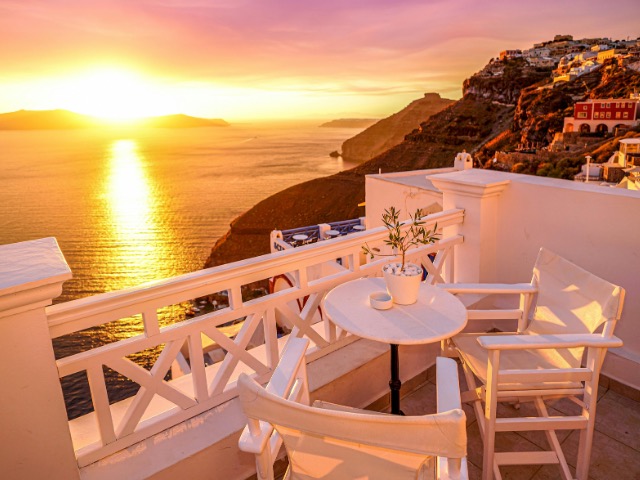 7 Breathtaking Places Around the World to Watch the Sunset