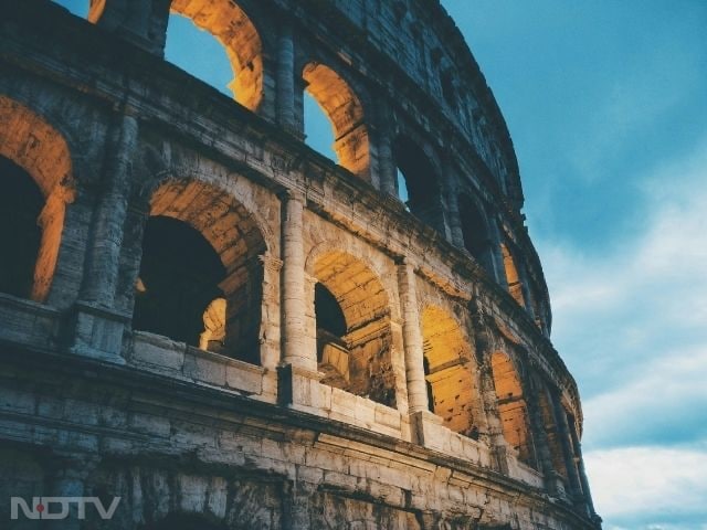 3. The Colosseum and Roman Forum, Italy
The Colosseum and Roman Forum in Rome are iconic landmarks. The Forum was once the city's heart, while the Colosseum held gladiator fights and public events.