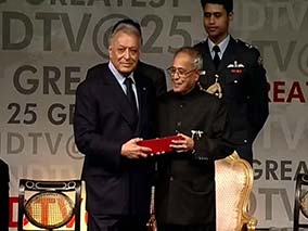 Zubin Mehta, the Maestro is honoured by the President of India