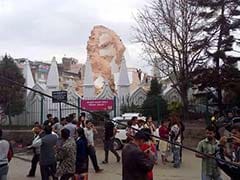 Historic Dharahara Tower Collapses in Kathmandu After Earthquake, 180 Killed