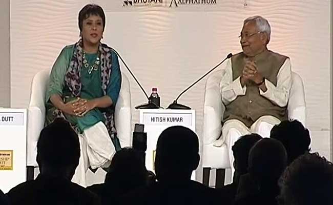 दो नंबर का काम बंद हो तो कालाधन सिमटेगा, अकेले नोटबंदी से नहीं : नीतीश कुमार दो नंबर का काम बंद हो तो कालाधन सिमटेगा, अकेले नोटबंदी से नहीं : नीतीश कुमार