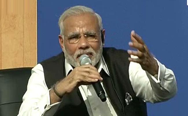 फेसबुक के मार्क जुकरबर्ग ने ऐसा क्या पूछा कि भावुक हो उठे पीएम नरेंद्र मोदी