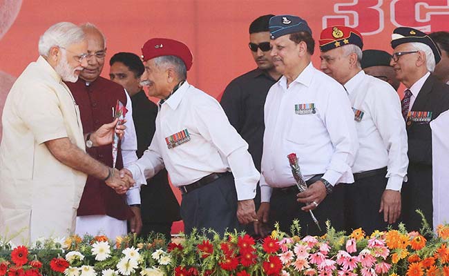 PM Clears Air on OROP. Hunger Strike Over But Stir On: 10 Developments