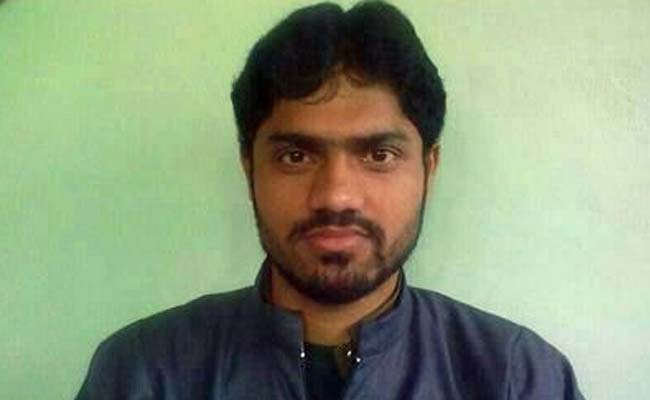 कश्मीर : उधमपुर हमले का मास्टरमाइंड लश्कर आतंकी अबू कासिम मुठभेड़ में ढेर कश्मीर : उधमपुर हमले का मास्टरमाइंड लश्कर आतंकी अबू कासिम मुठभेड़ में ढेर