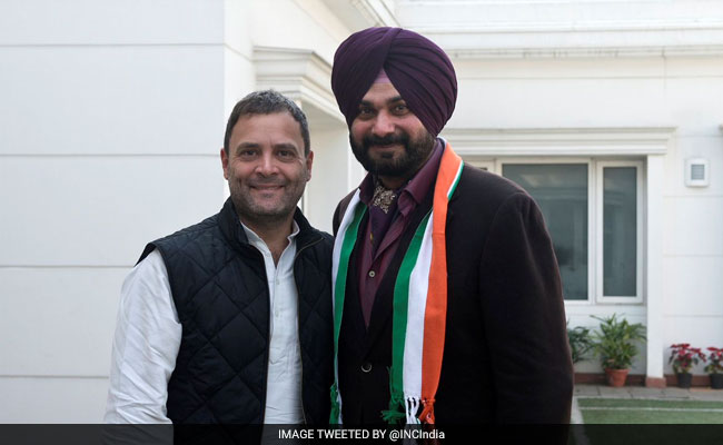 Ahead Of Punjab Elections, Navjot Singh Sidhu Joins Congress, Meets Rahul Gandhi