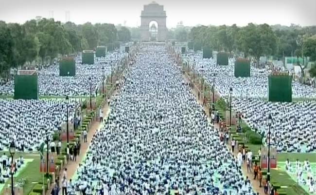 On International Yoga Day, PM Modi to Join 35,000 People at Rajpath