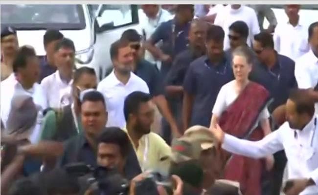 Sonia Gandhi Joins Congress' 'Bharat Jodo Yatra' In Karnataka