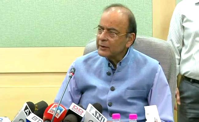 बड़ी राहत: पेट्रोल-डीजल पर एक्साइज ड्यूटी 1.50 रुपये घटी, उपभोक्ताओं को मिलेगी 2.50 रुपये की राहत बड़ी राहत: पेट्रोल-डीजल पर एक्साइज ड्यूटी 1.50 रुपये घटी, उपभोक्ताओं को मिलेगी 2.50 रुपये की राहत