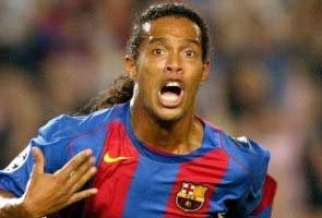 रोनाल्डीन्हो ने अनुशासनहीनता के आरोपों को नकारा