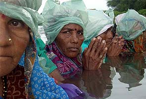 मध्य प्रदेश : जल सत्याग्रह पर अब जाकर जागी सरकार