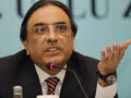 जरदारी मामला : पाक सुप्रीम कोर्ट ने समय सीमा दो सप्ताह के लिए बढ़ाई