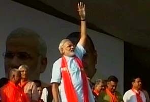 नरेंद्र मोदी के खिलाफ कांग्रेस के टिकट पर चुनाव लड़ेंगी संजीव भट्ट की पत्नी नरेंद्र मोदी के खिलाफ कांग्रेस के टिकट पर चुनाव लड़ेंगी संजीव भट्ट की पत्नी
