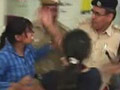 प्रदर्शनकारी लड़की को थप्पड़ क्यों मारा : SC ने मांगा पुलिस कमिश्नर से जवाब