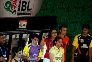 मुंबई मास्टर्स को हराकर सेमीफाइनल के करीब पहुंचे अवध वारियर्स