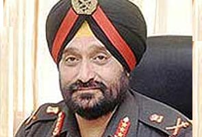 पुणे : सेना प्रमुख की अगुवाई में टेबलटॉप अभ्यास पुणे : सेना प्रमुख की अगुवाई में टेबलटॉप अभ्यास