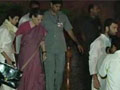 सोनिया गांधी को अस्पताल से मिली छुट्टी, डॉक्टर बोले, चिंता की बात नहीं