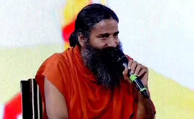 योग से आपका हार्डवेयर भी अच्छा रहेगा और सॉफ्टवेयर भी : योगगुरु रामदेव योग से आपका हार्डवेयर भी अच्छा रहेगा और सॉफ्टवेयर भी : योगगुरु रामदेव