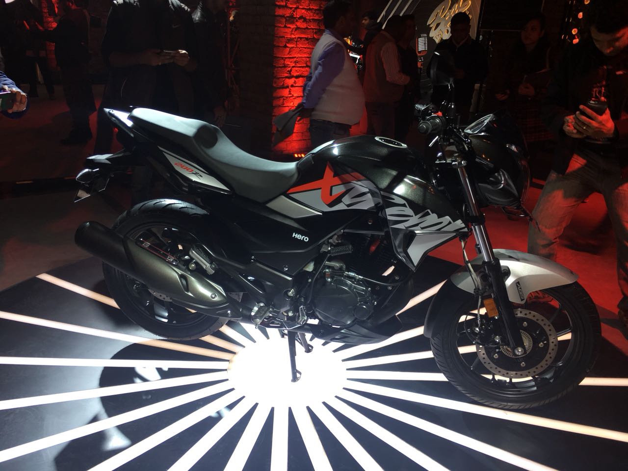 Hero Xtreme 200R Unveil Highlights Images, Specifications, Features