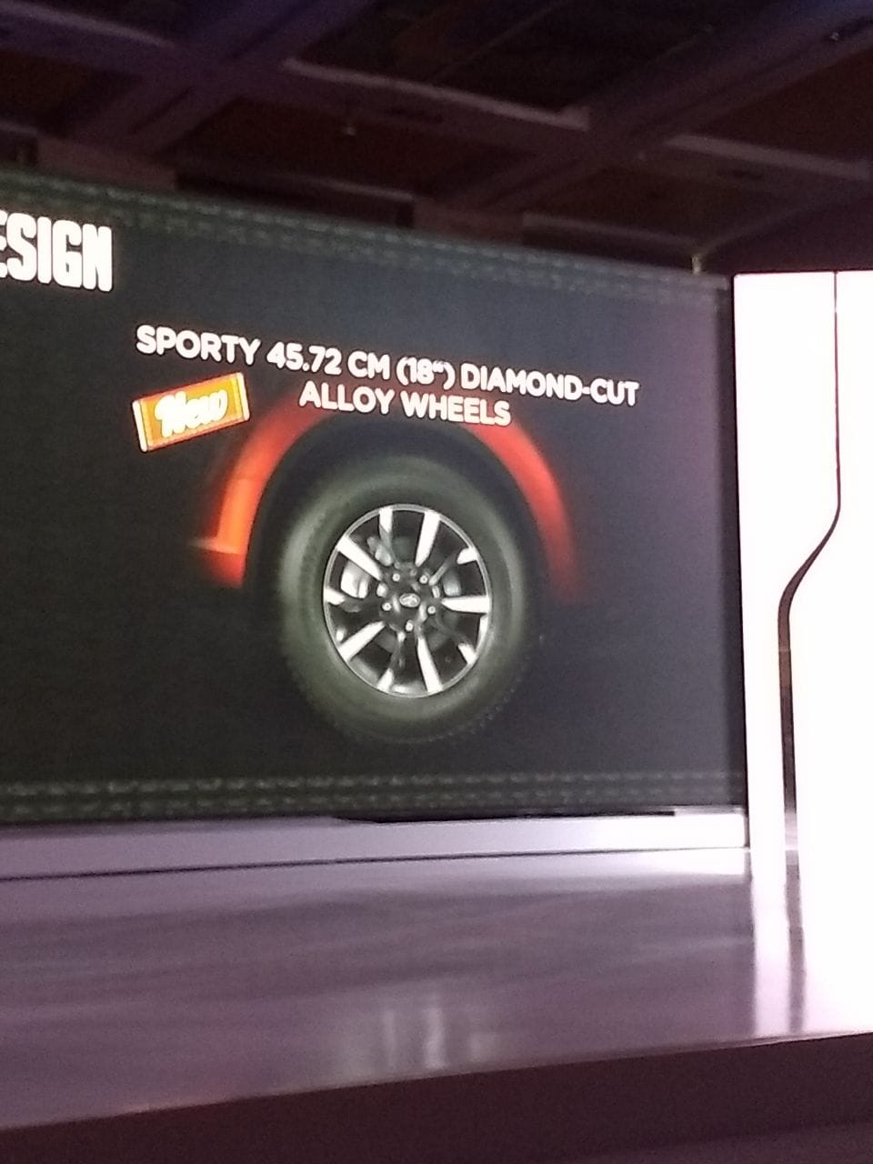 2018 Mahindra XUV500 Facelift India Launch Live Updates: Prices, Specs,