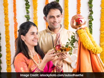  Gudi Padwa 2017: Health Benefits Of Neem And Jaggery