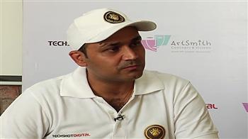 Bhajji should play domestic cricket: Sehwag