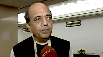 पकड़े गए छह दलाल