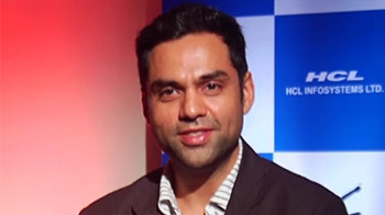Abhay Deol launches the HCL Me tablet