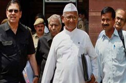Team Anna's core committee meets today, revamp on cards Team Anna's core committee meets today, revamp on cards