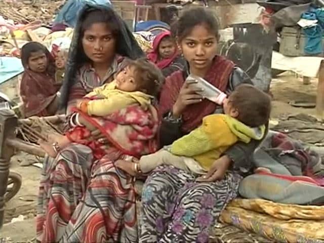 Video : Babies born in the cold, on the road in Delhi