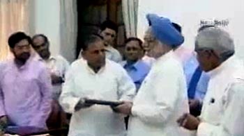 Congress, SP differ over seat sharing