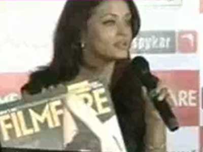 Why did Aishwarya snap at reporters on her birthday?
