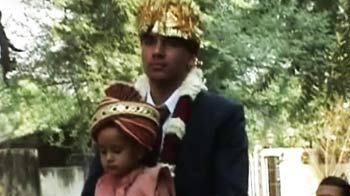 जाति बंधन तोड़कर IAS-IFS ने रचाई शादी