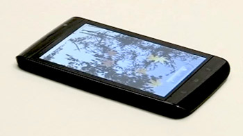 Battle of the hybrid smartphone tablets