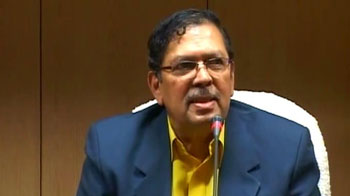 Top Lokayukta cop shifted to 'sabotage probe against Yeddyurappa': Hegde