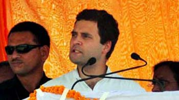 Rahul's begging remarks spark row, Congress leaders seen in a scuffle