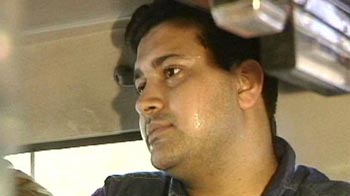 पांच दिन जेल से बाहर रहेगा मनु