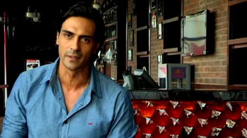 Arjun talks about <i> LOVE2HateU</i>