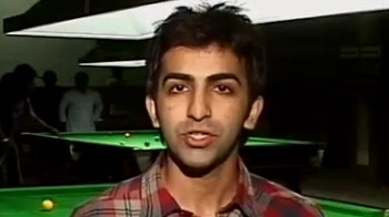Pankaj Advani stands up for Marks For Sports