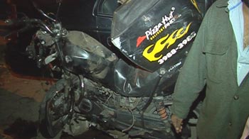 Pizza Hut delivery boy run over by speeding college student in Delhi Pizza Hut delivery boy run over by speeding college student in Delhi