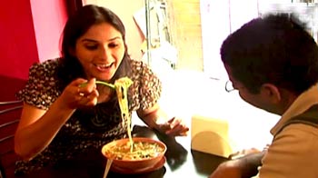 दिल्ली की गलियों में जायकों का जायजा