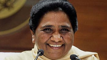Video : UP Assembly passes Mayawati's four-state resolution